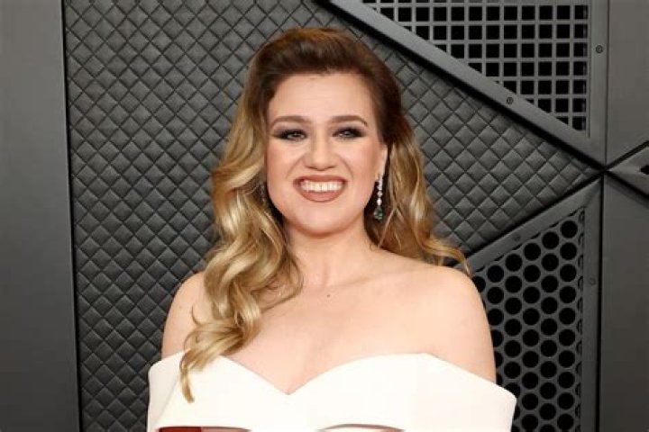 Kelly Clarkson: The American Idol Who Redefined Success